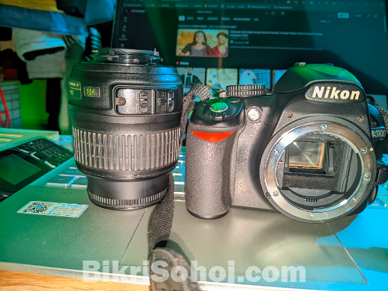 Nickon d3100